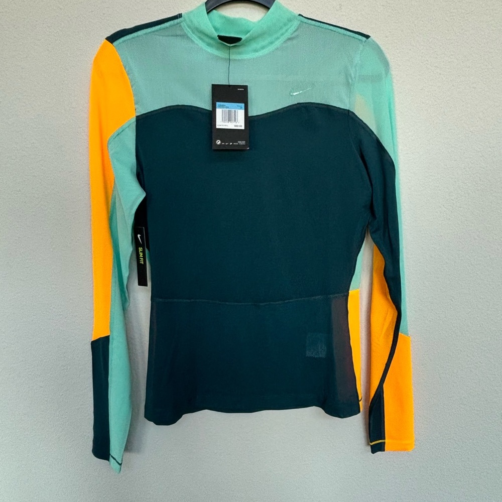 Nike pro hypercool performance fabric NWT